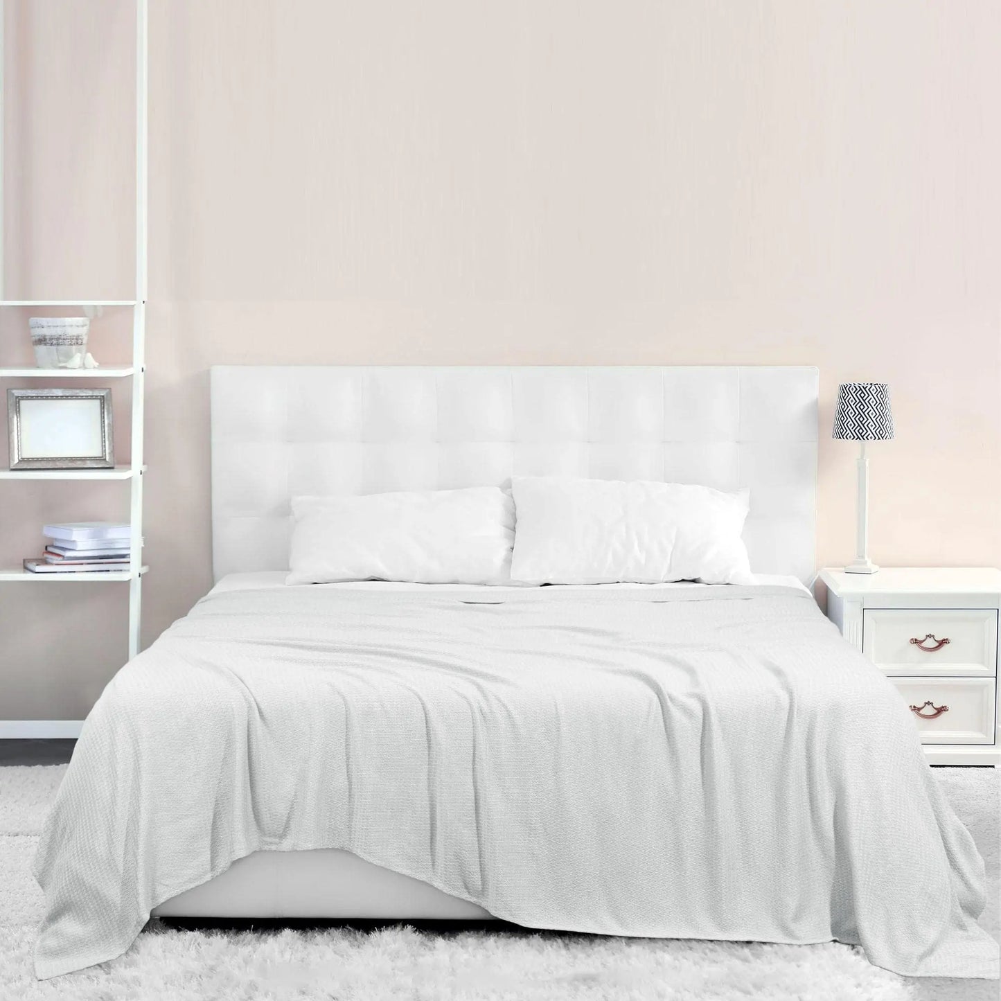 PiccoCasa Cooling Bamboo Blanket All Seasons Breathable for Hot Sleepers, Soft and Lightweight for Bed, Sofa Thin Blanket Summer Keep Cool Light Gray Single 150x200cm Angel Wishes