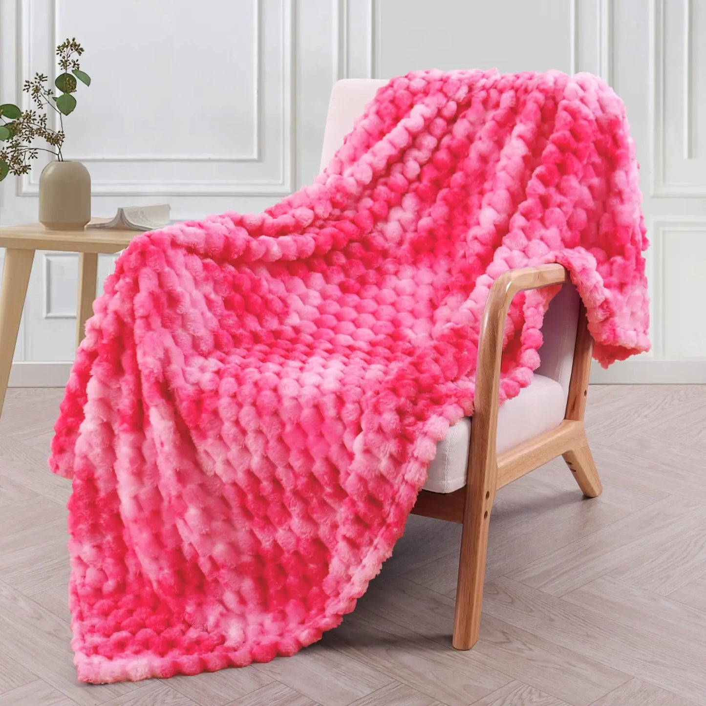 Exclusivo Mezcla Extra Large Soft Fleece Throw Blanket, 127x178 CM Stylish Jacquard Throw Blanket for Couch, Fuzzy Cozy Lightweight for All Season, Ivory Angel Wishes