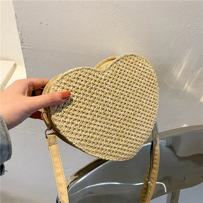 Western-style Love-shaped Straw Woven One-shoulder Diagonal Bag Angel Wishes