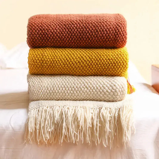 How-to-Choose-Knitted-Blanket-for-Your-Home-Decor Angel Wishes