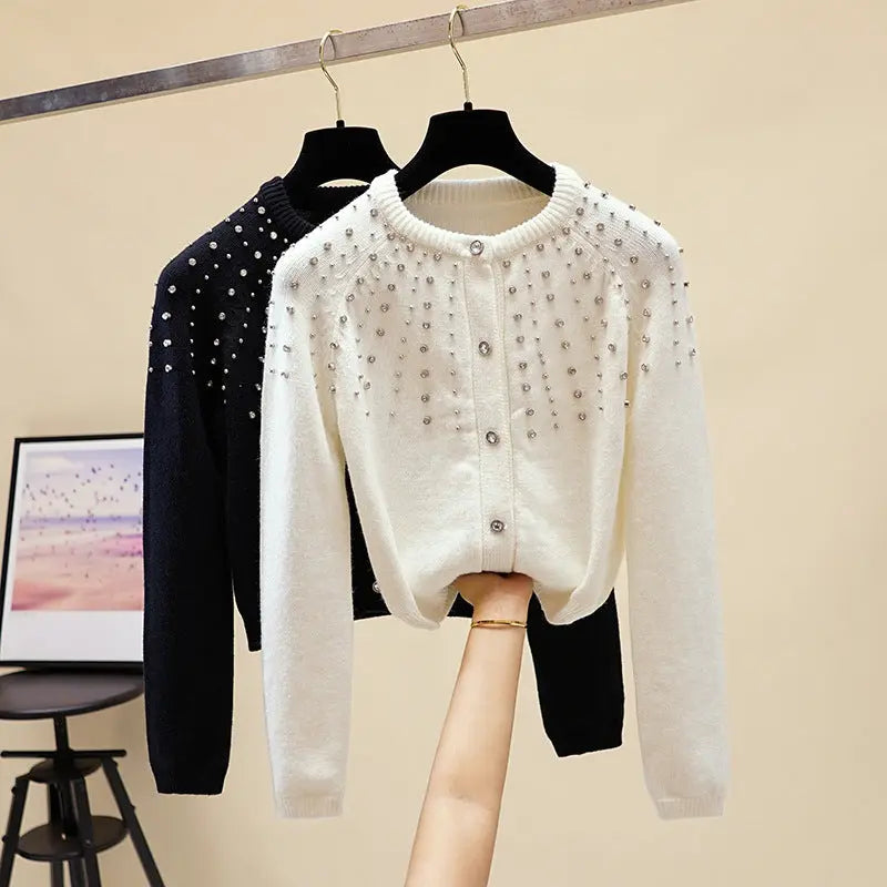 Autumn and winter new knitted cardigan women's jacket round neck beaded heavy high waist short thick base sweater sweater net red tide Angel Wishes