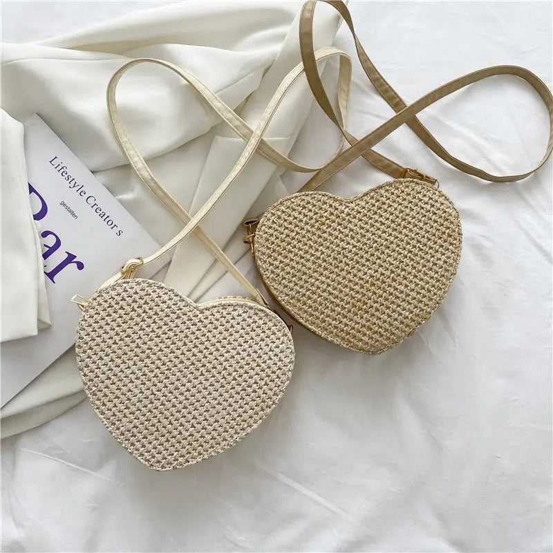Western-style Love-shaped Straw Woven One-shoulder Diagonal Bag Angel Wishes