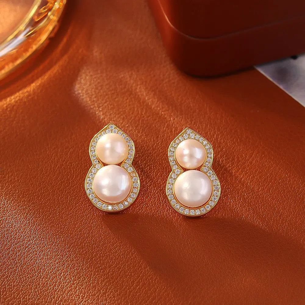 Affordable Luxury Fashion High-grade Female Simple Stud Earrings Angel Wishes