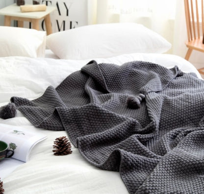 Fringed knitted wool blanket Angel Wishes