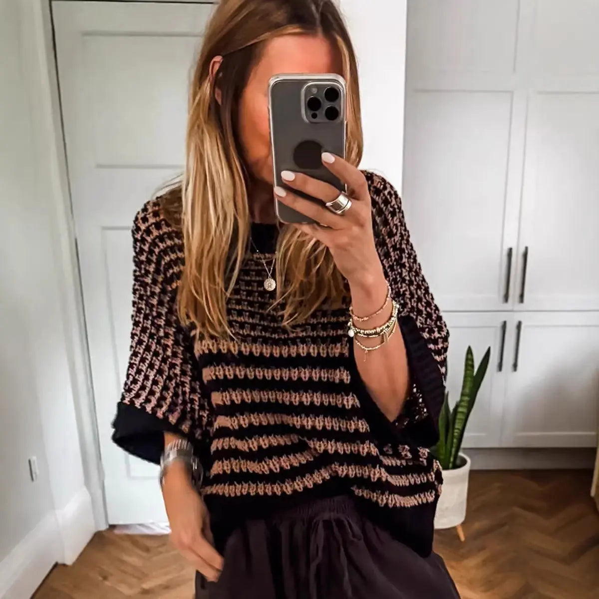 Womens Crew-neck Sweater A Stylish Versatile And Relaxed-fit Top Angel Wishes