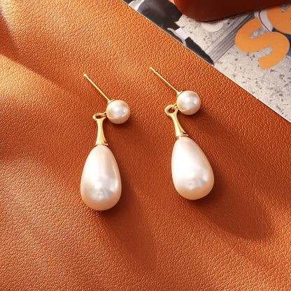 Classic Retro Water Drop-shaped Earrings Advanced Sense Stylish Simple And Versatile Angel Wishes