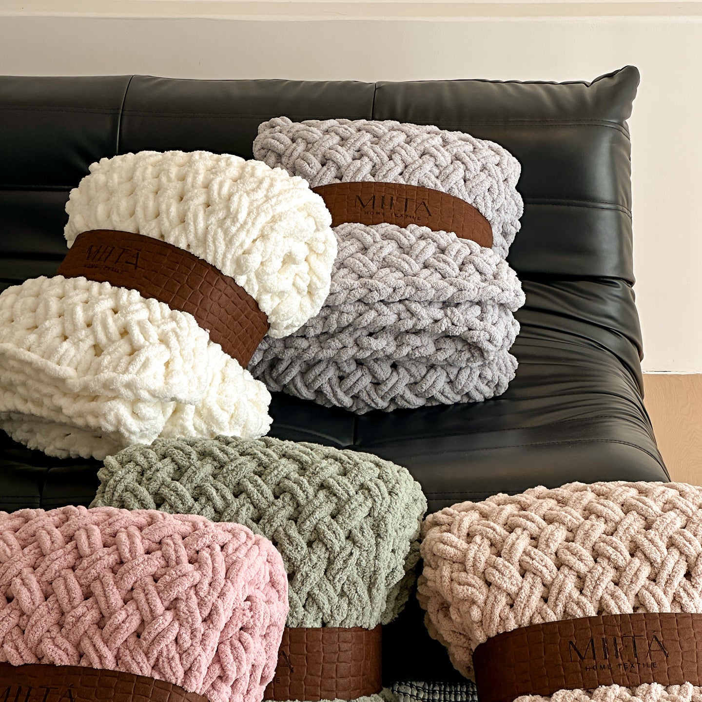 Hand-knitted Wool Blanket Angel Wishes