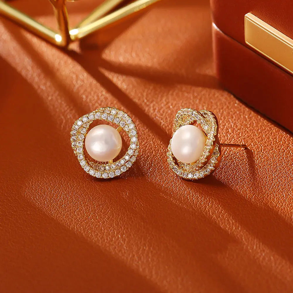 Glass Pearl Stud Earrings High-end Fashion Exquisite Angel Wishes