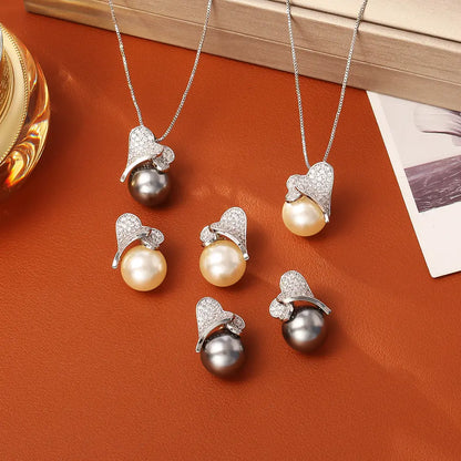 Pearl Leaf Necklace High-end Fashion Exquisite Fashion Angel Wishes