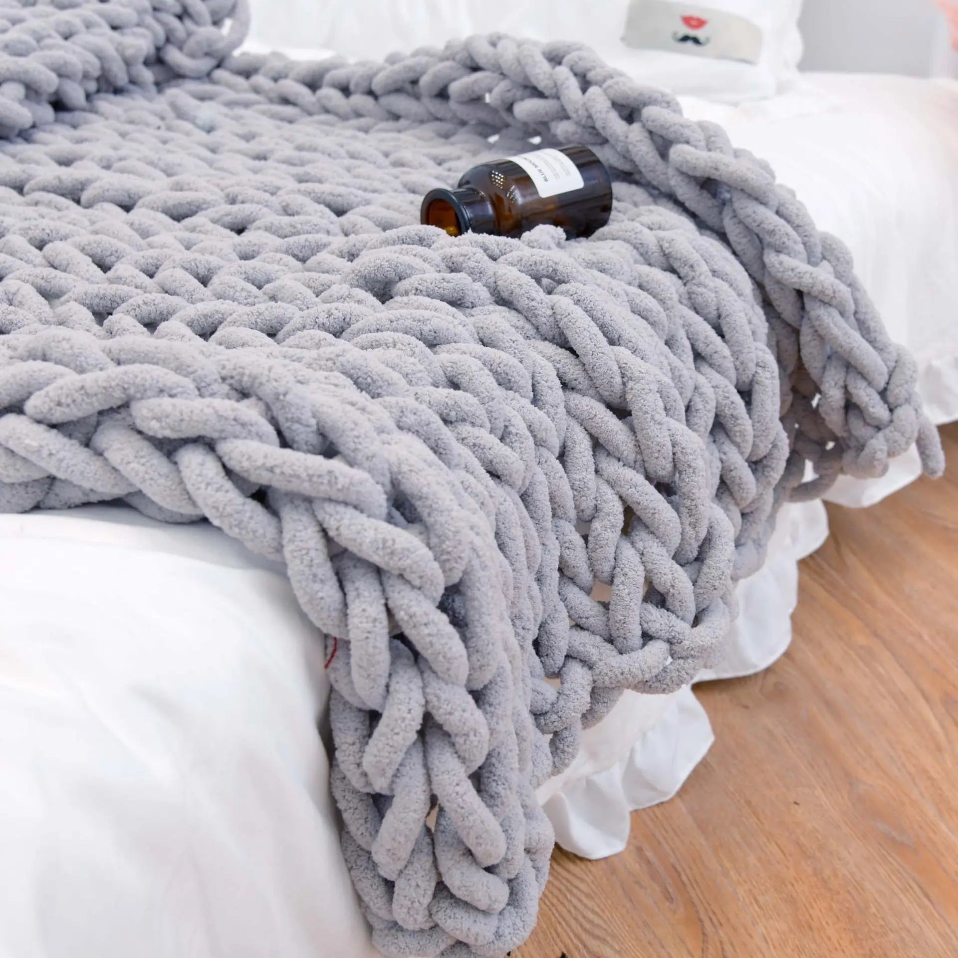 Handmade Coarse Yarn Woven Chenille Blanket Angel Wishes