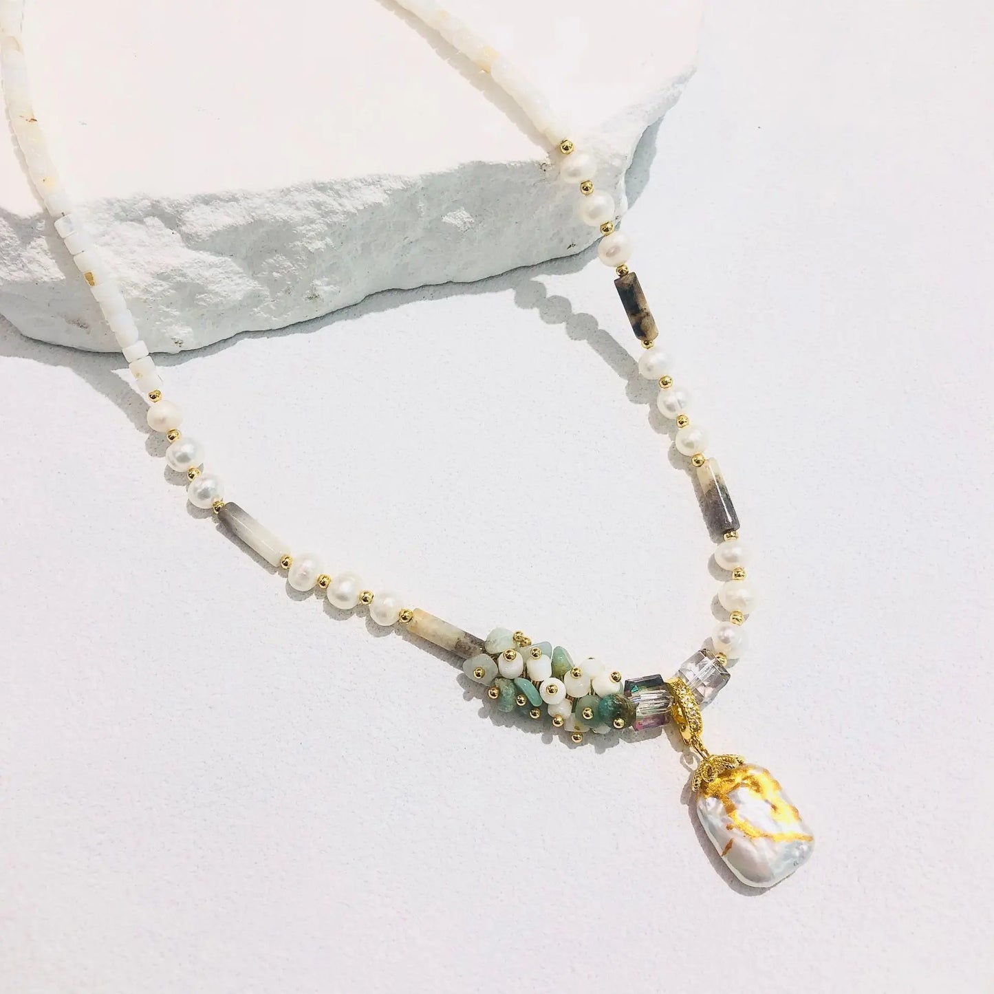 Hand-woven Natural Freshwater Pearls Necklace Angel Wishes