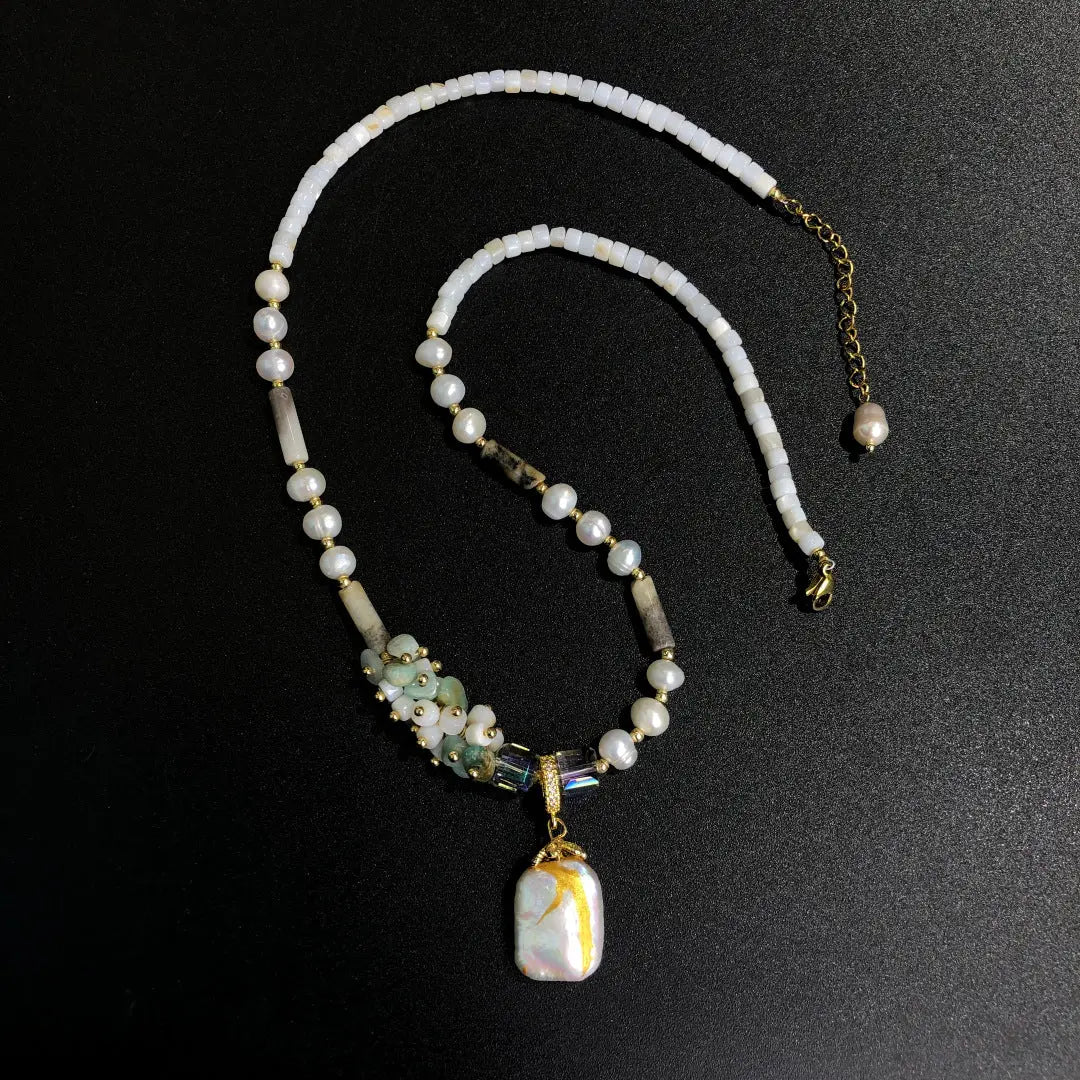 Hand-woven Natural Freshwater Pearls Necklace Angel Wishes