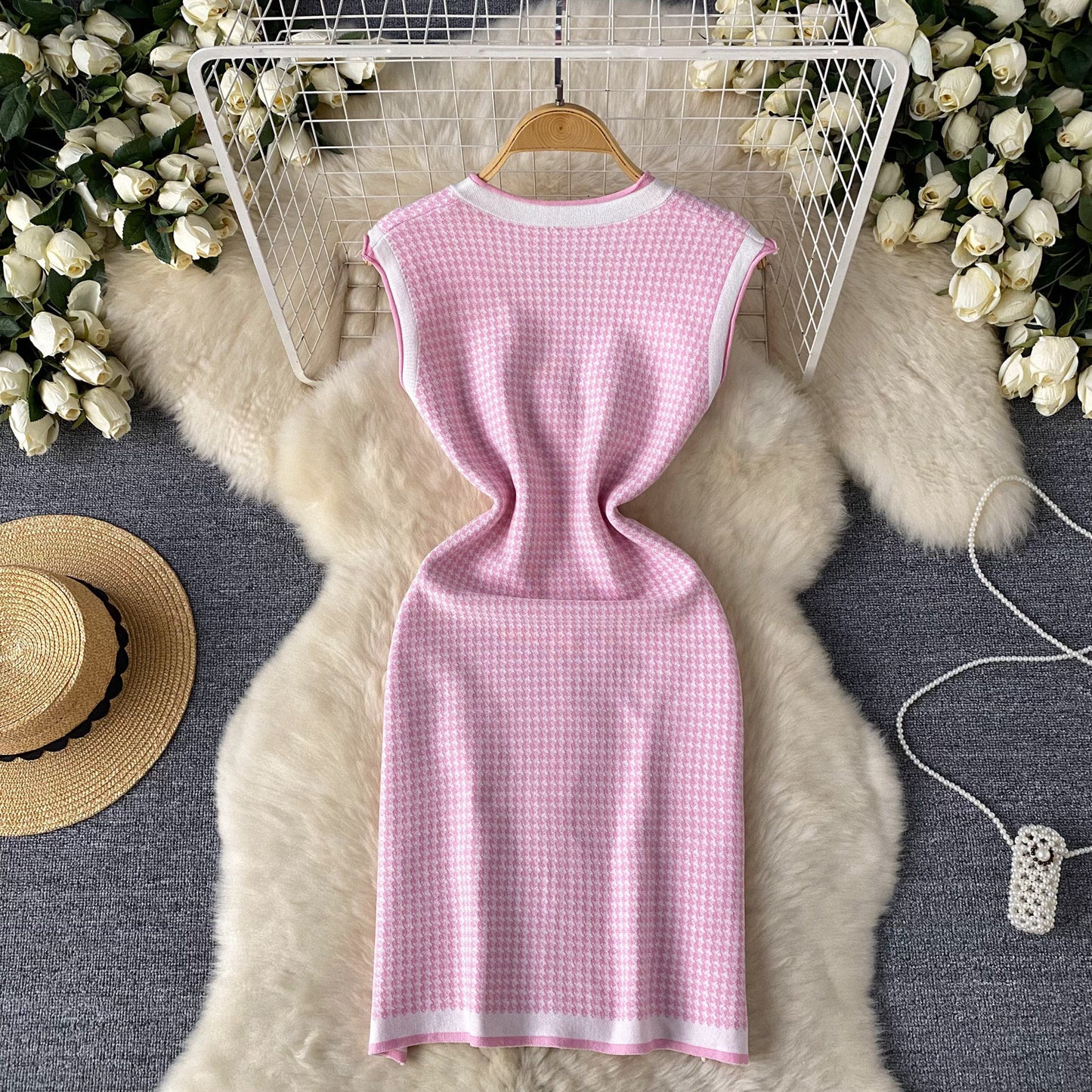 Light Luxury Gold Style Sleeveless Plaid Knitted Dress Angel Wishes