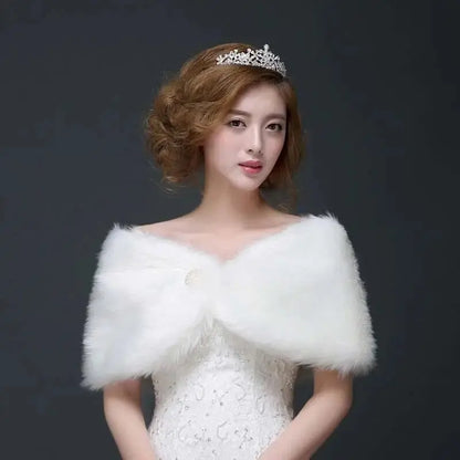 FAUX FUR BRIDAL WEDDING CAPE SHAWLBRIDESMAID STOLE WRAP SHRUG CAPELET BOLERO Angel Wishes